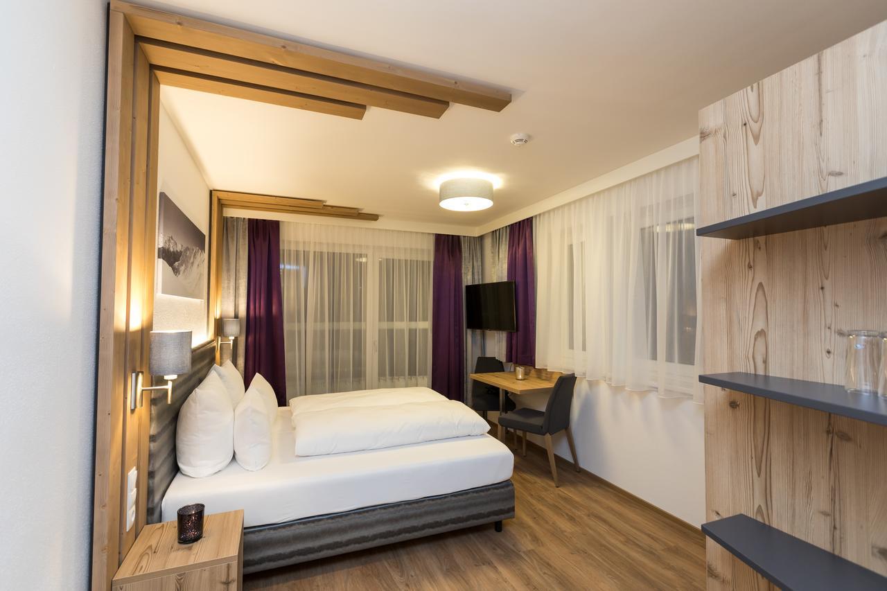 The Ischgl Lodge Esterno foto